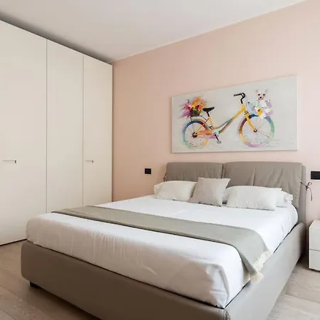 Bezzi Flexyrent A.C. Wifi Apartment Milan Exterior photo